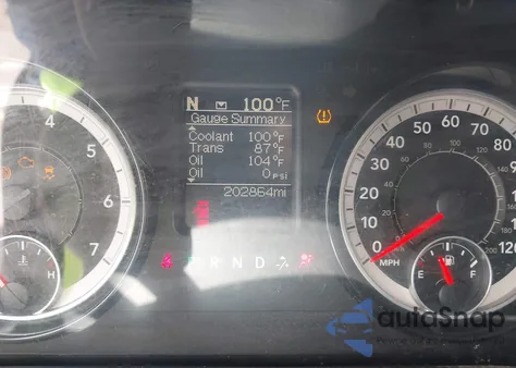 2019 Ram 1500 Classic Express 4X2 5'7 Box z USA, uszkodzony, nr VIN 1C6RR6KG2KS622902